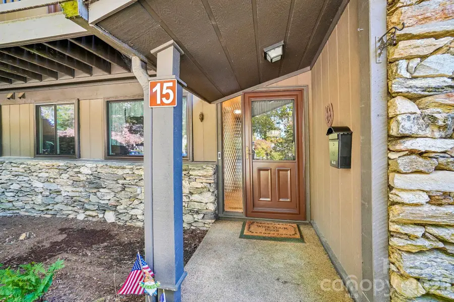 82 Laurelwood Circle W, Hendersonville, NC 28791 - #3