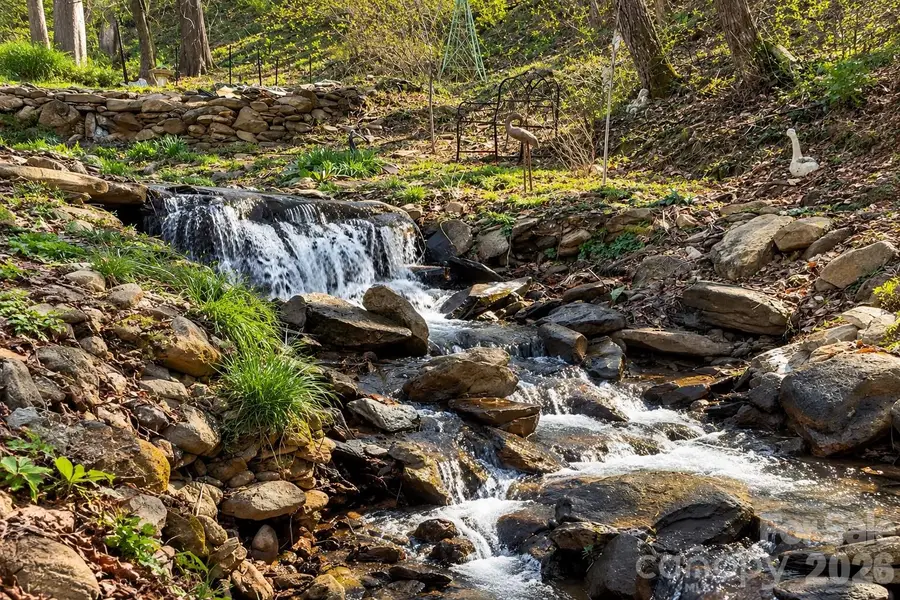 12 Nature Lane, Waynesville, NC 28786 - #2