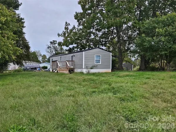 6618 Prysock Avenue, Connelly Springs, NC 28612