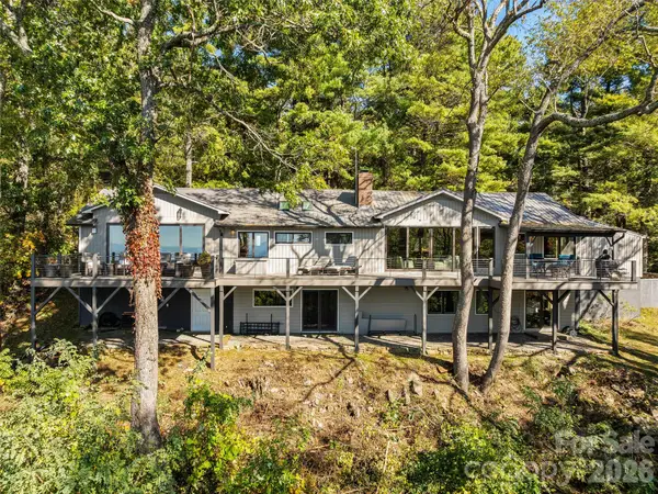 21 Peach Knob Drive, Asheville, NC 28804