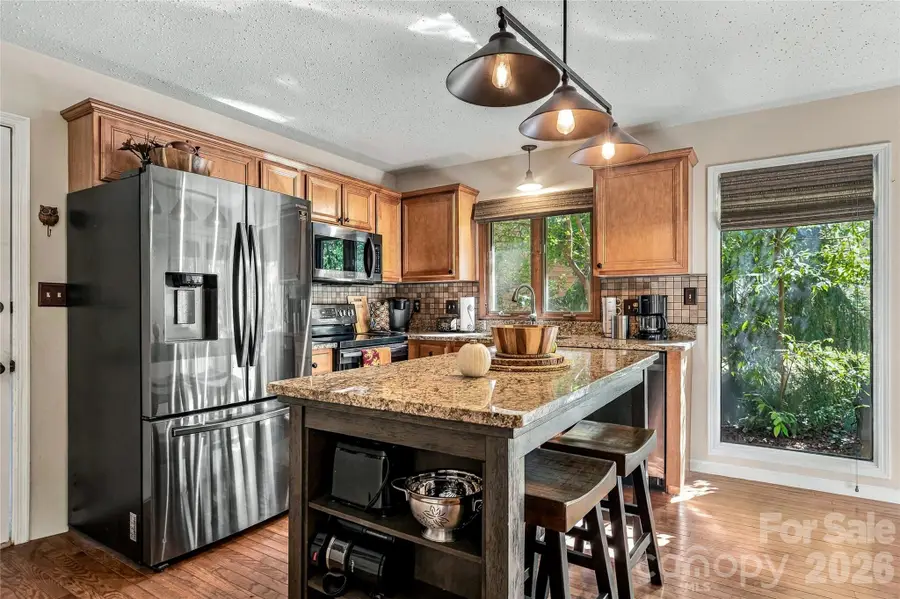 126 Garden Court, Fletcher, NC 28732 - #2