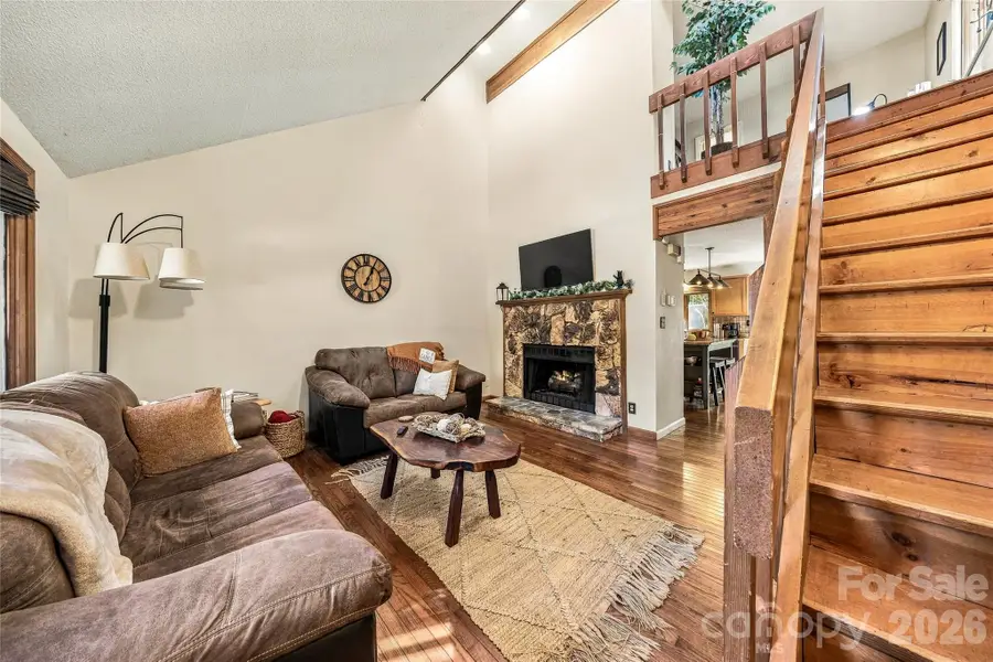 126 Garden Court, Fletcher, NC 28732 - #3