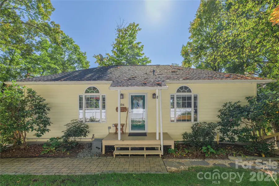 804 Madison Heights Drive, Marshall, NC 28753 - #2