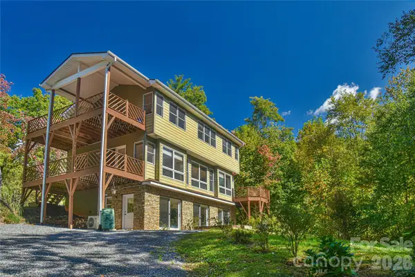 227 David Ridge Road, Black Mountain, NC 28711
