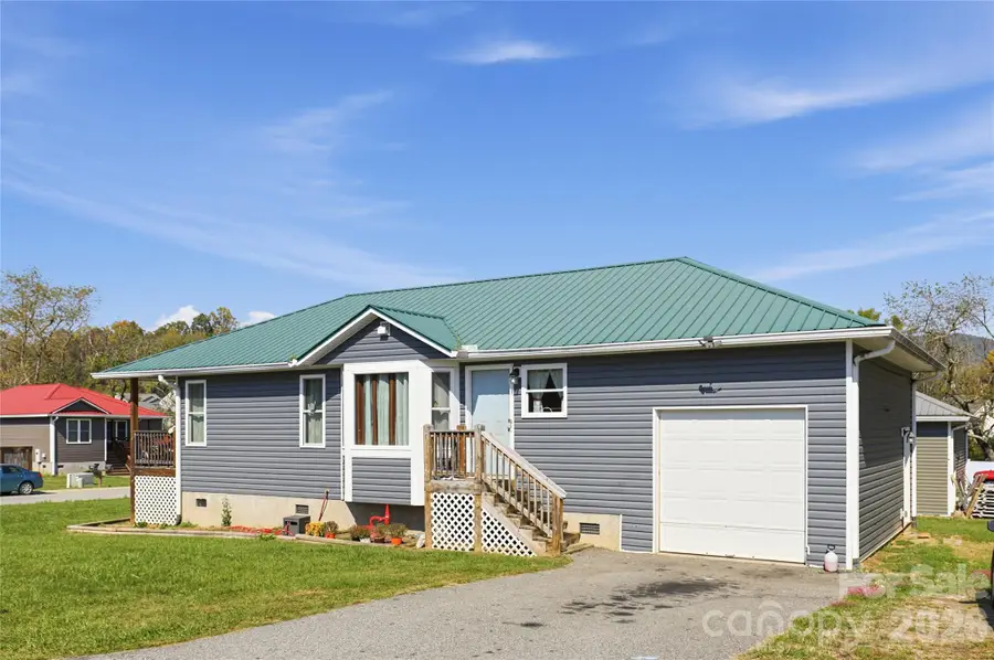 12 Janie Drive, Clyde, NC 28721 - #2