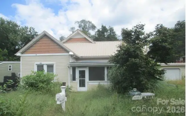 63 Goodyear Street, Waynesville, NC 28786 - #1