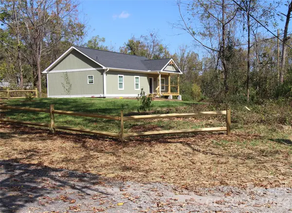 5 Adell Drive, Fletcher, NC 28732