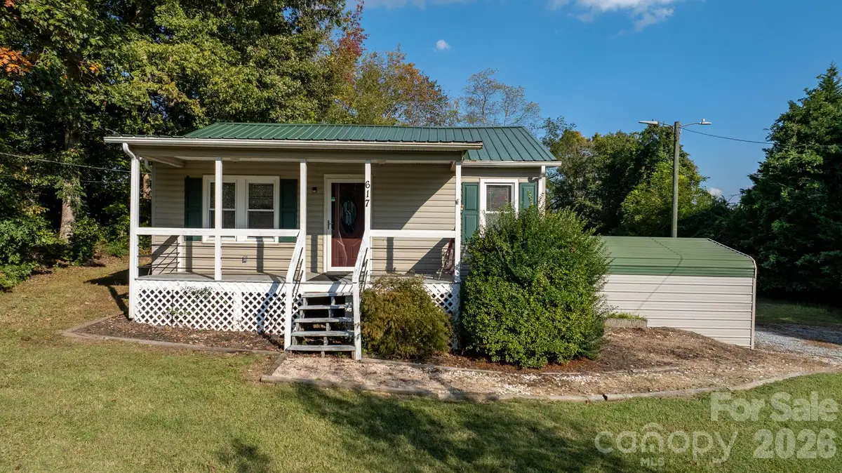617 Hawthorne Street, Hudson, NC 28638 - #1