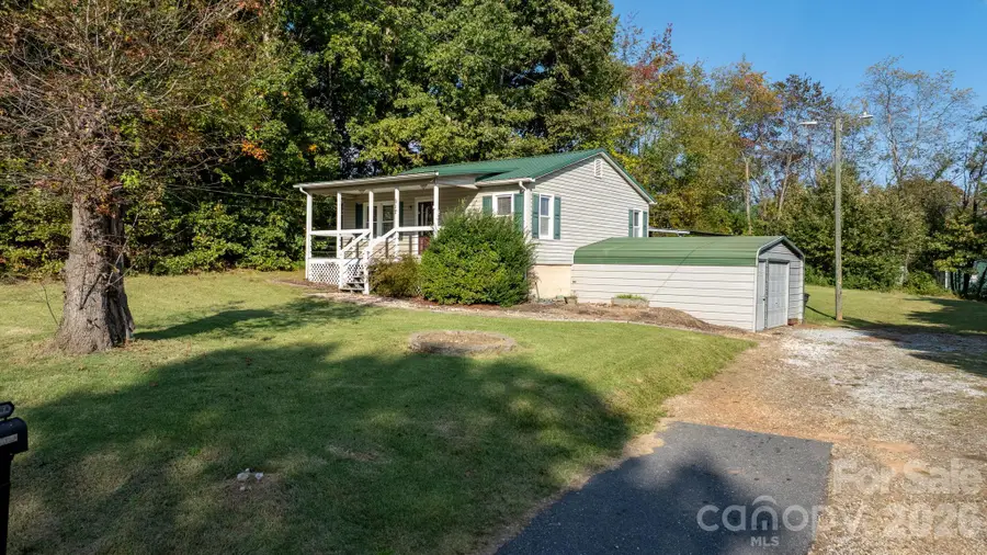 617 Hawthorne Street, Hudson, NC 28638 - #3