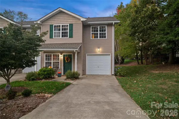 309 Wiltshire Circle, Fletcher, NC 28732