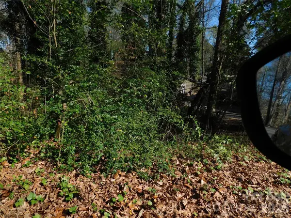 000 Todd Drive Ne, Concord, NC 28025