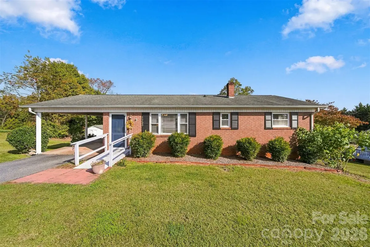 3983 Buff Street, Hickory, NC 28602 - #1
