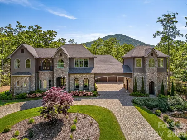 1905 White Tree Trail, Arden, NC 28704