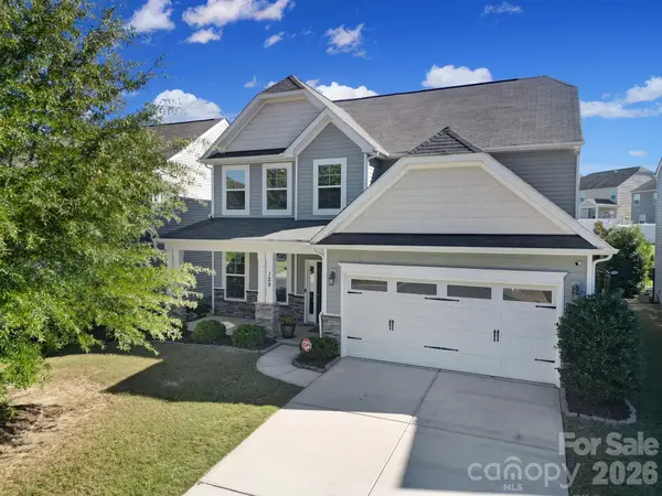 129 Lantern Acres Drive, Mooresville, NC 28115