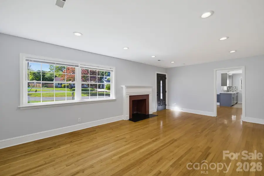 337 E Rhyne Avenue, Winston Salem, NC 27107 - #2