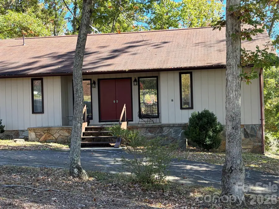 592 Carters Ridge Road, Spruce Pine, NC 28777 - #3