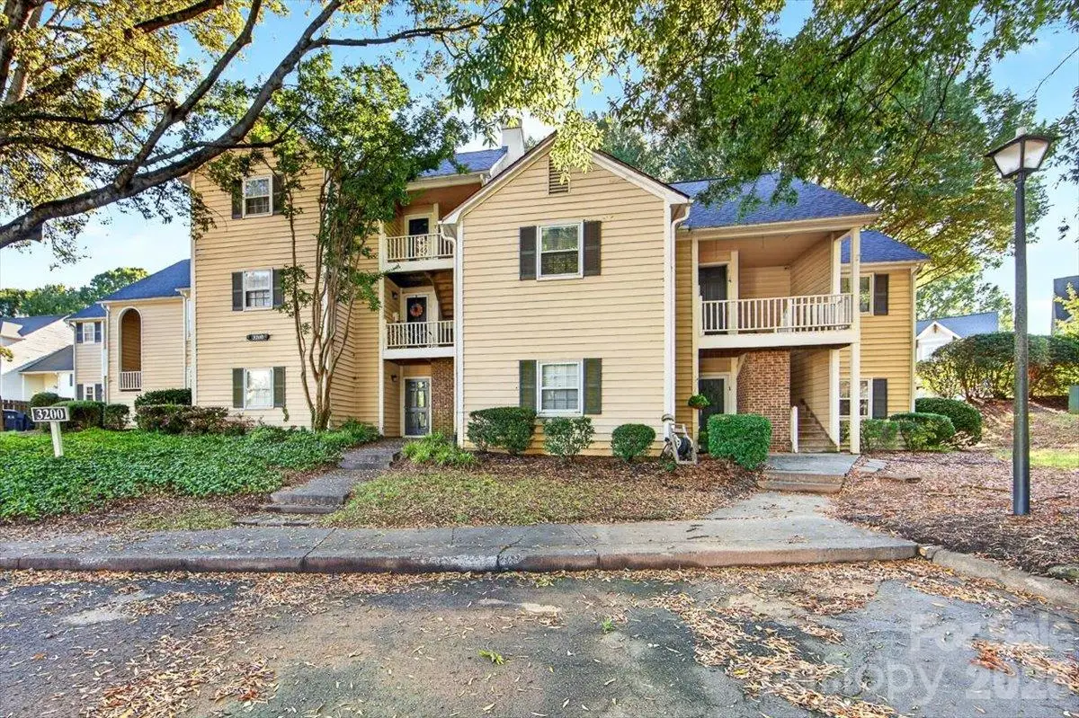 3200 Selwyn Farms Lane, Charlotte, NC 28209 - #1
