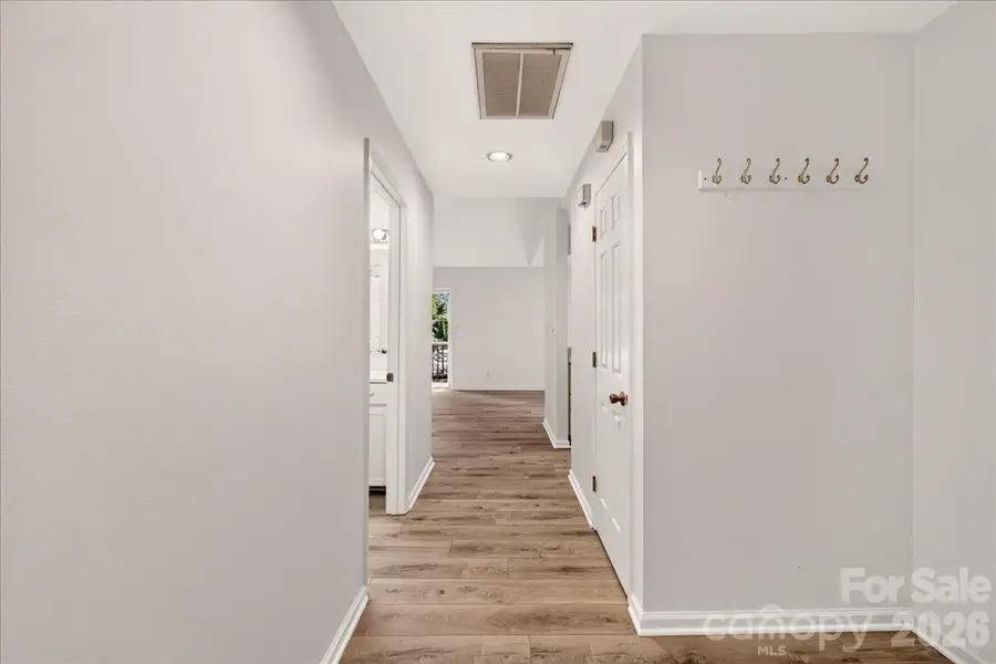 3200 Selwyn Farms Lane, Charlotte, NC 28209 - #3