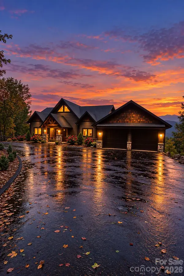 1230 Asgi Trail, Maggie Valley, NC 28751