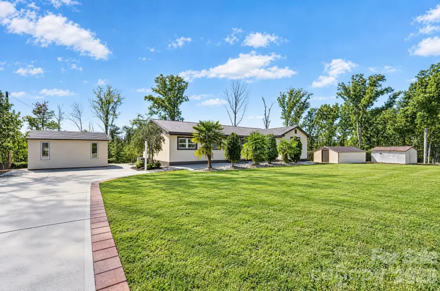 892 Taylor Drive, Lancaster, SC 29720 - #2
