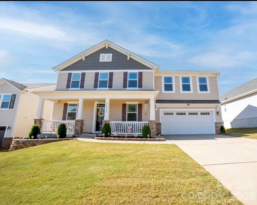 7715 Meridale Forest Drive, Charlotte, NC 28269 - #2