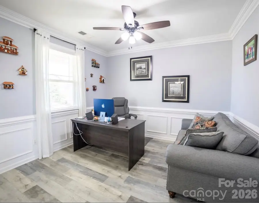 7715 Meridale Forest Drive, Charlotte, NC 28269 - #3