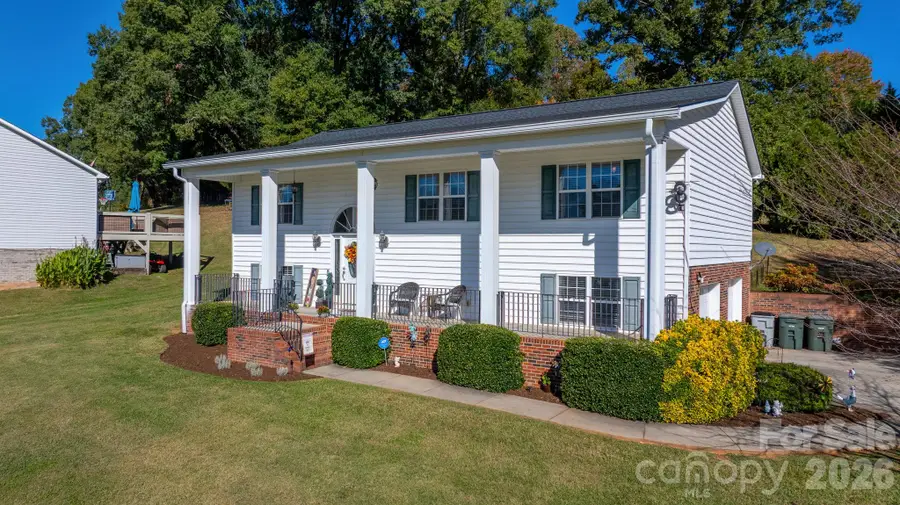 2137 Olde Farm Road, Hudson, NC 28638 - #2