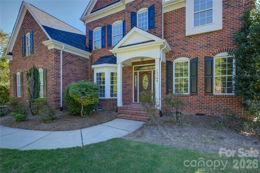 13700 Glen Abbey Drive, Charlotte, NC 28278 - #2
