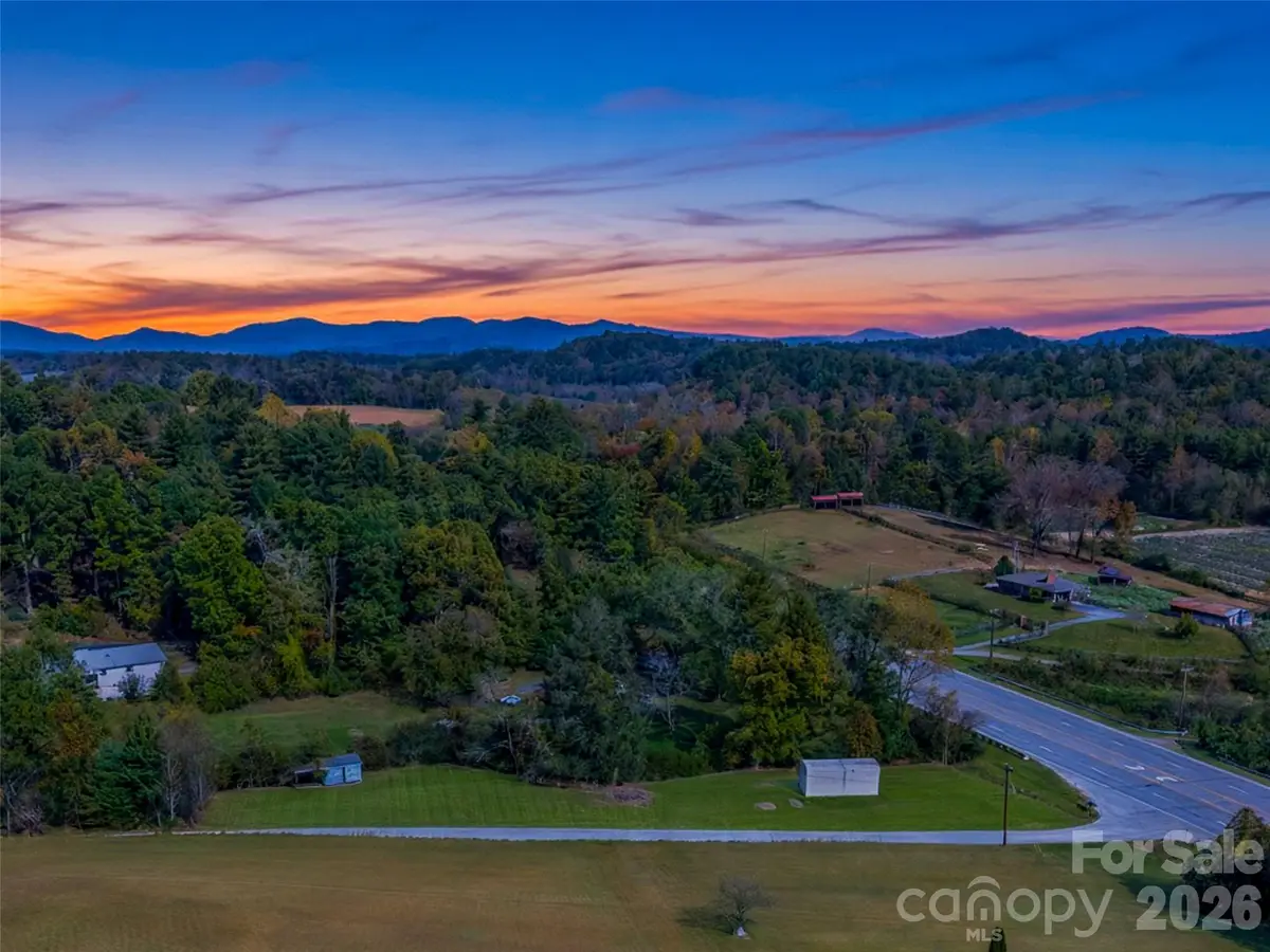 24 Snyder Lane, Mills River, NC 28759 - #1