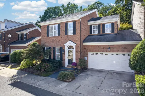 9251 Bonnie Briar Circle, Charlotte, NC 28277