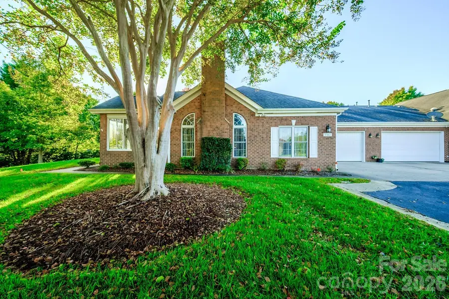 8562 Highland Glen Drive, Charlotte, NC 28269 - #3
