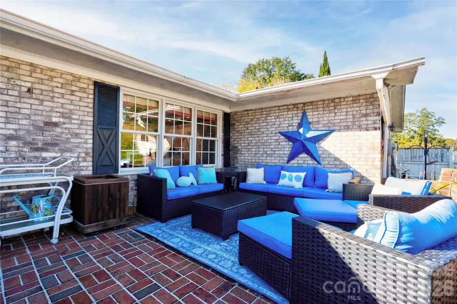 111 Gordon Avenue, Shelby, NC 28152 - #2