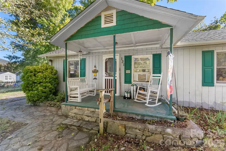 131 Central Avenue, Swannanoa, NC 28778 - #2