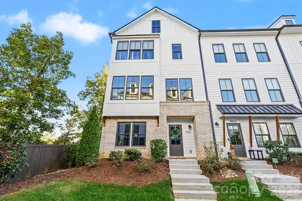 11921 Fiddlers Roof Lane, Charlotte, NC 28277