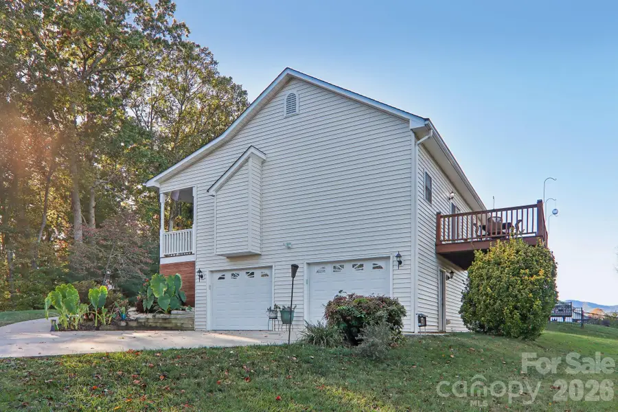 12 Grassy Meadow Drive, Candler, NC 28715 - #2