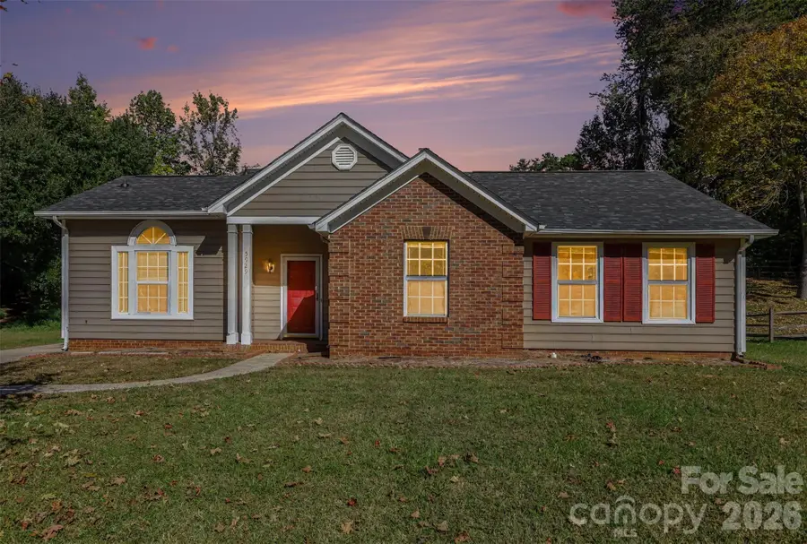 5929 Old Meadow Road, Charlotte, NC 28227 - #3