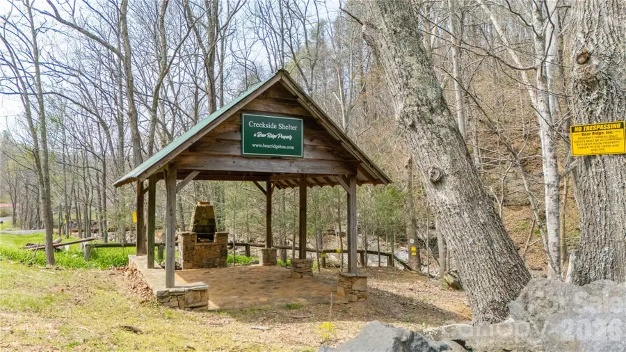 000 Skips Ridge Road #LL, Bakersville, NC 28705 - #2