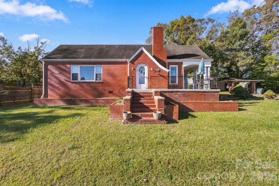 204 Eldred Street Se, Valdese, NC 28690 - #2