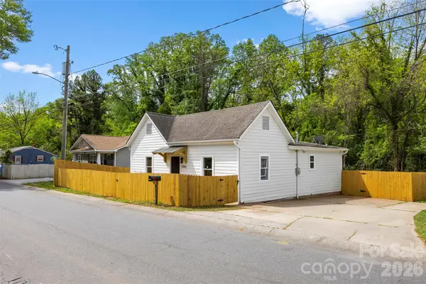 2942 Reid Avenue, Charlotte, NC 28208