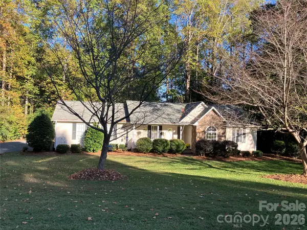 341 S Main Street, New London, NC 28127