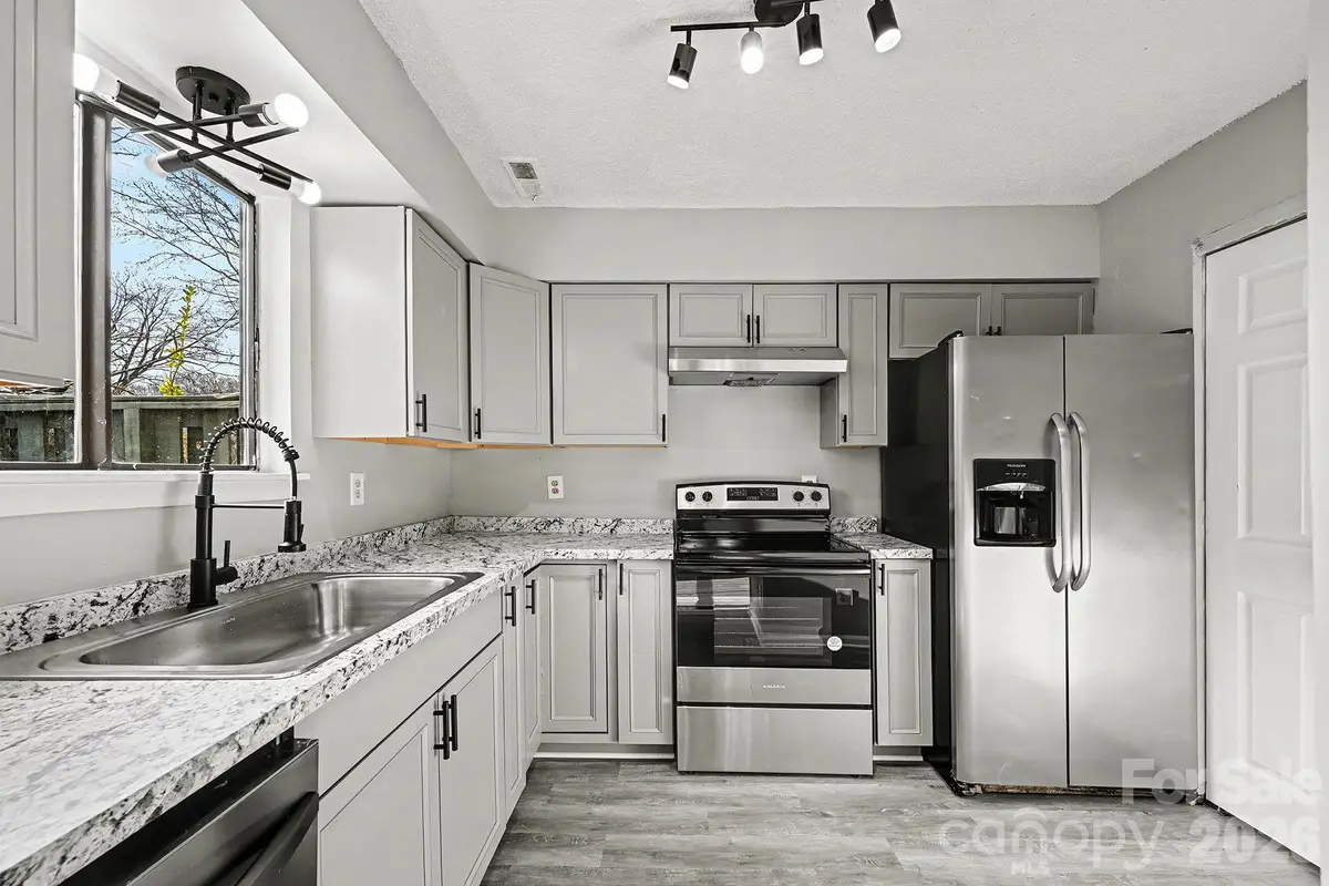 6134 Bent Tree Court, Charlotte, NC 28212 - #1