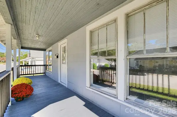 406 Doster Avenue, Mooresville, NC 28115