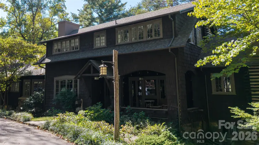 40 Canterbury Road N, Asheville, NC 28801 - #3