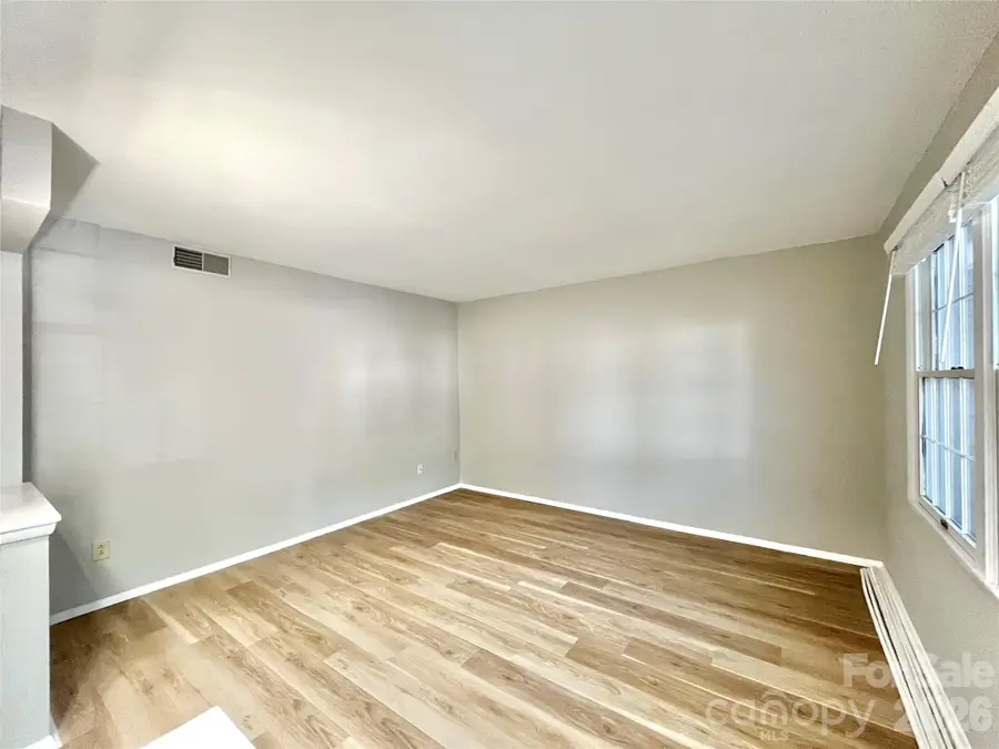 8234 Knights Bridge Road, Charlotte, NC 28210 - #3