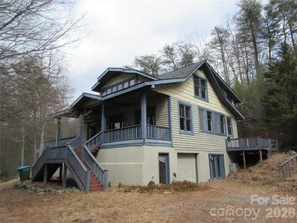 373 Shumont Road, Black Mountain, NC 28711