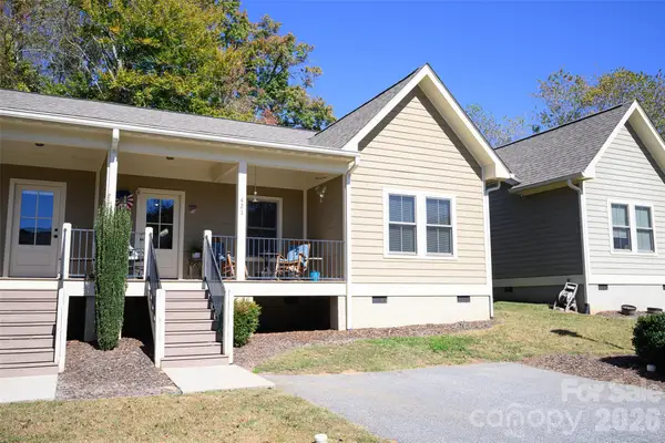 421 Kerlee Heights Road, Black Mountain, NC 28711