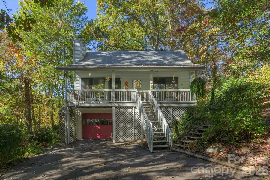 11 Grant Place, Clyde, NC 28721 - #2