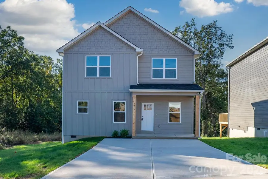 1429 10th Avenue Sw, Hickory, NC 28602 - #2