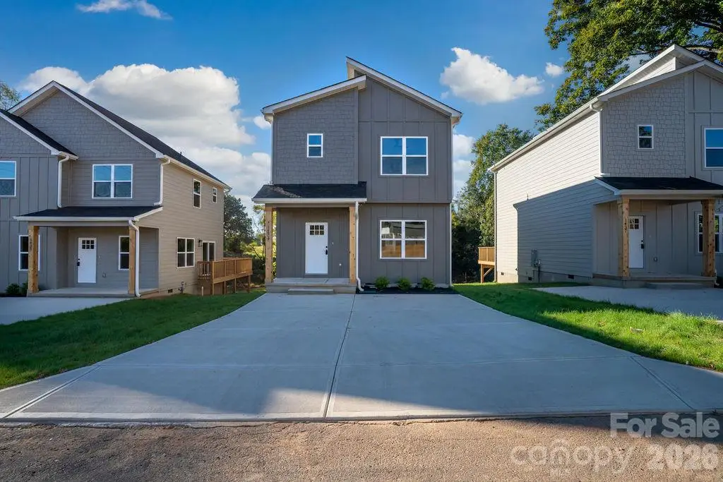 1433 10th Avenue Sw, Hickory, NC 28602 - #1