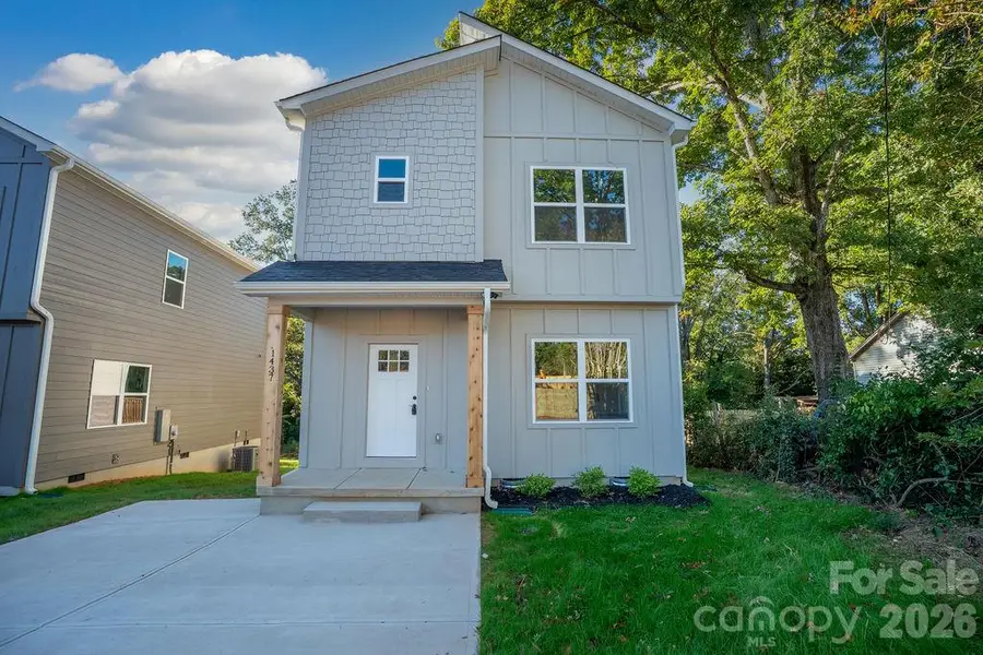 1437 10th Avenue Sw, Hickory, NC 28602 - #2